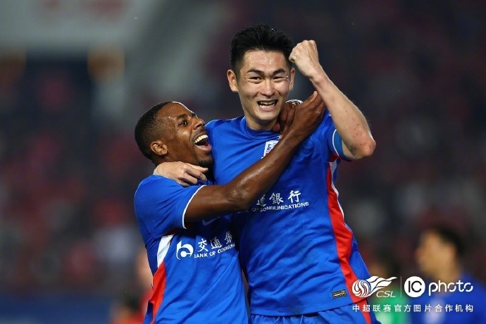 特谢拉造点吴曦命中，申花客场3-0完胜河南