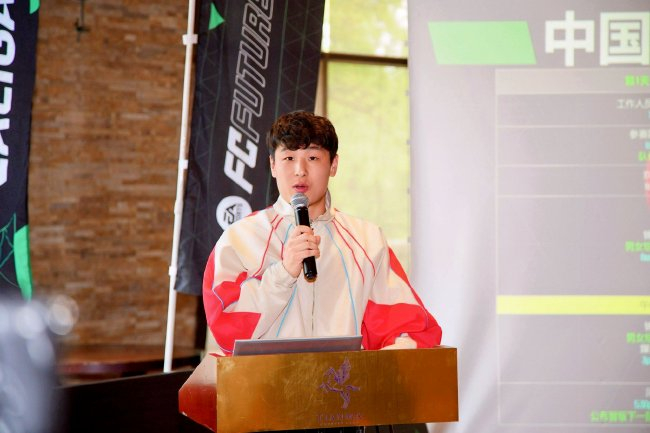武磊现身上海直击：Next Gen Drafts中国站8人突围直通西班牙