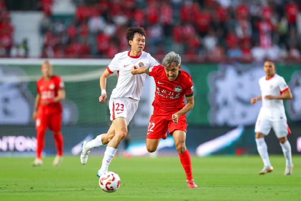河南主场3-1逆转海牛夺赛季首胜 南基一用人再遭质疑 河南主场3-1逆转海牛夺赛季首胜 南基一用人再遭质疑