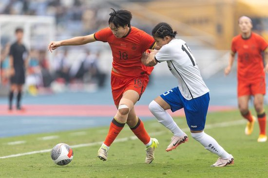邵子钦帽子戏法 中国女足5-1泰国 年轻中锋展现小韩端潜质 邵子钦帽子戏法 中国女足5-1泰国 年轻中锋展现小韩端潜质